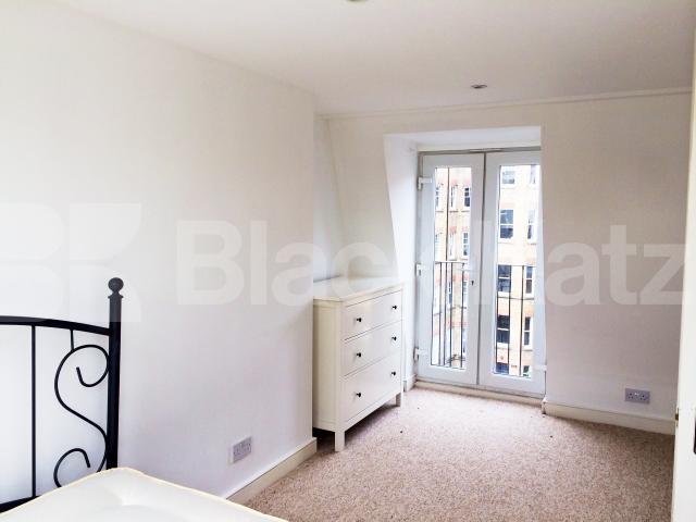 			New Instrction, 4 Bedroom, 1 bath, 1 reception Apartment			 Warriner Gardens, Battersea Park